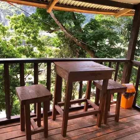 Bale Cabugao Cottages Rental El Nido overlooking Beach