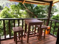 Bale Cabugao Cottages Rental El Nido overlooking Beach - Breakfast