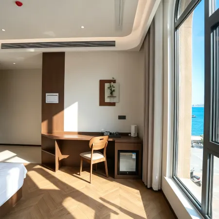 Yantai Qinhai Hotel (Fisherman's Wharf)