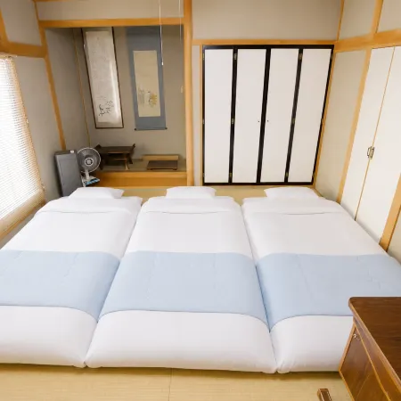 Entire house! Max 7 ppl. Near flower, AC, family, nohohon