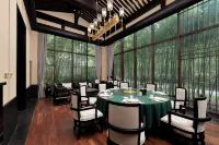 Yihe Funiu Shanju Hot Spring  Hotel - vue sur la montagne
