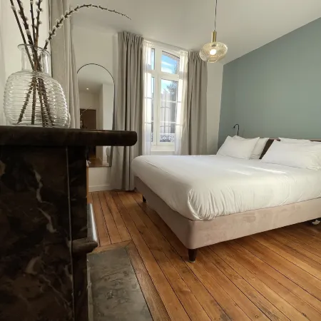 Appartements boutique dans un hôtel particulier rénové Centre & gare Parking privé