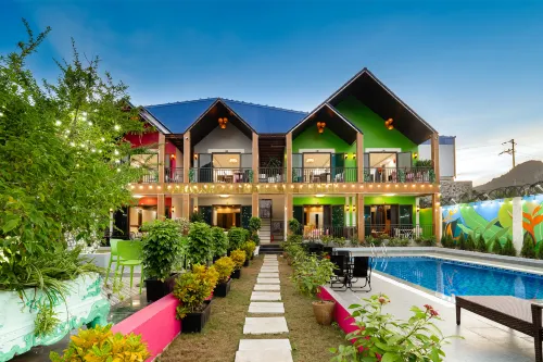 Kangaroo homestay Cat Ba - sul mare