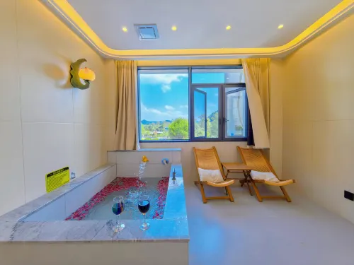Yunsen Hot Spring Hotel (Yichun Wentang Resort) - parking