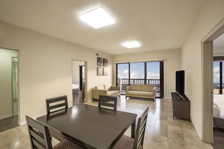 The Bayview Hotel Guam Отели в г. Тамунинг