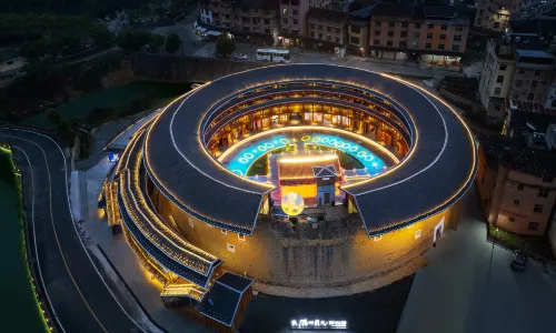 Yongding Tulou Xiangxu Tianya Mingyue Dao immersive Theater Theme B&B