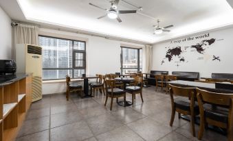 Alice Boutique Hotel (Shenzhen Baoan Honglang North Metro Station)