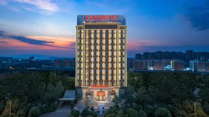 Vienna International Hotel Kunming High-speed Railway South Station Municipal Government Store