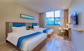 Aimoke Hotel (Guanyinqiao Hongqihegou Light Rail Station)