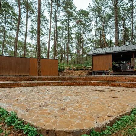 Bobocabin Cikole, Bandung