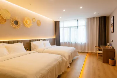 Yiyuan Yameng Yipin Hotel (Huainan Shouxian Tianfu Square)