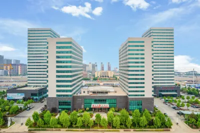Zhongqi Hotel (Jiaozhou Shanghe Demonstration Zone) Hotels near Ruyi Lake Park