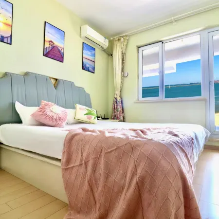 Yingkou · Bayuquan Wanke Xinfuju Oceanview Apartment