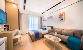 Haishideng Executive Apartment (Shenzhen Universiade Center Longcheng Park  Branch)