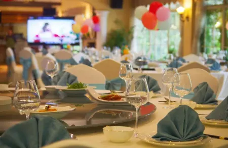 Huyun Mountain House Отели рядом с достопримечательностью «Yuantong Temple»