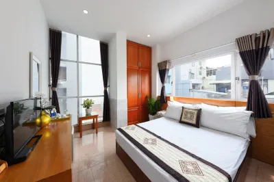 Felix Hotel Hotels near Pham Ngu Lao