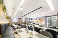 星程飯店（滕州市政府吾悅廣場店） - 停車場