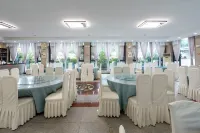Elephant Trunk Hot Spring Resort - servizio colazione
