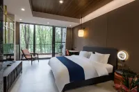 Zigong Yulin Yinsu - balcony
