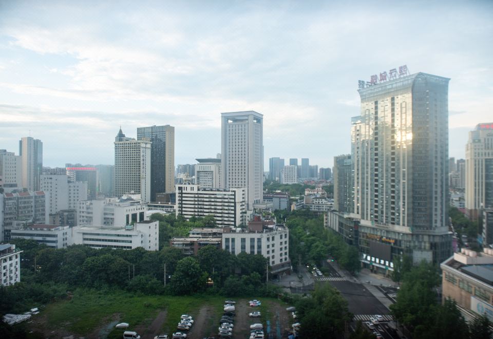 위안쉐 이쥐 호텔