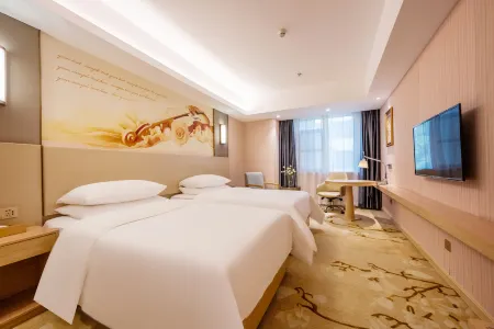 Vienna Hotel (Shenzhen Huaqiang North Sports Center) Отели рядом с достопримечательностью «Shenzhen Postgraduate Teaching Spot， Shanghai University of Finance and Economics»