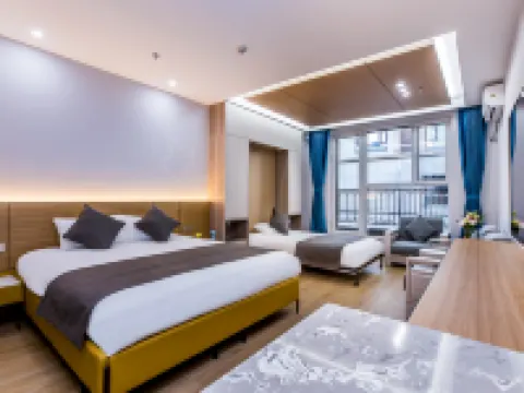 Shengyi Light Luxury Hotel (Chengde South Station Store) Hoteles en Chengde