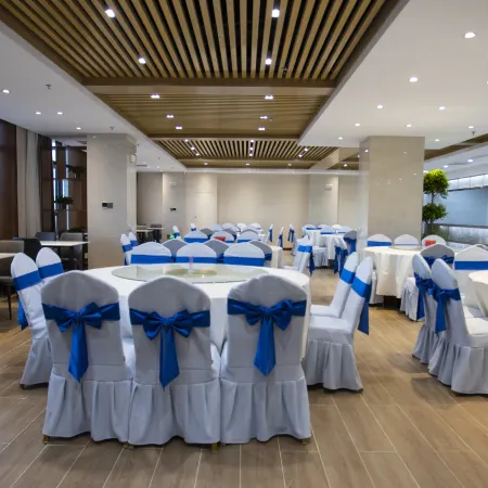 Airport Huahai Hotel (Lanzhou New District Zhongchuan Airport Branch)