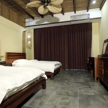Tunchang Qingye Tianhu Peninsula Tourism Resort