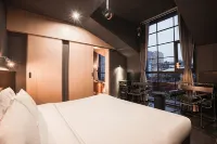 RAW HOTEL