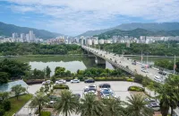 Minzhong Grand Hotel - parking