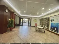 Meizhou Tiandiren Garden Hotel (Meijiang Meixian People’s Square)