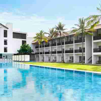 Jetwing Blue Hotel Exterior