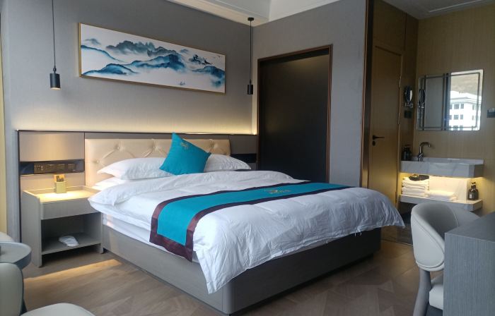 Lintan Acropolis Hotel