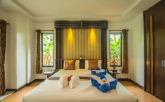 Lanta Nice Beach Resort