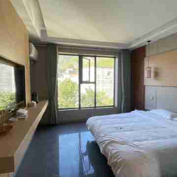 Jiuzhaigou Yinshitinyuan Homestay Rooms