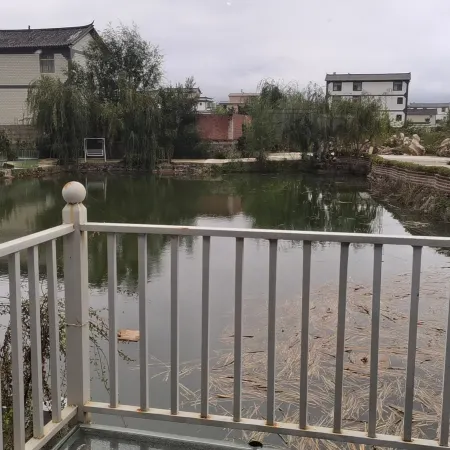 Heqing Gewu Homestay
