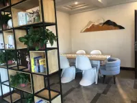Platinum Hotel (Panjin Railway Station Branch) Hotels in Panjin