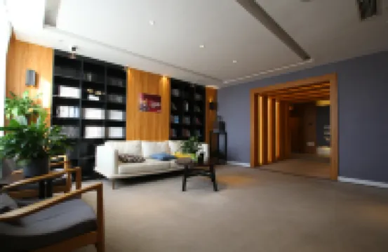 桑尼貝爾チェーンホテル（魯山人民路高速バスターミナル） 魯山のホテル