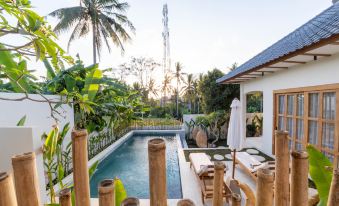 Semiramida Villa by EVDEkimi – elegant 2BD w/pool, open-air bath, patio - Long stay extras