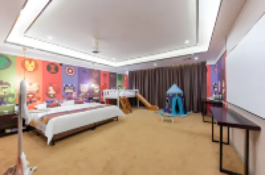 Home Hotel (Jishou University)