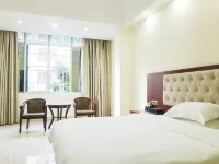 Jinyi Business Hotel (Danzhou Bus Station)