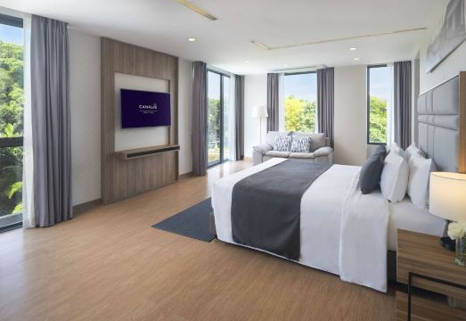 Canalis Suvarnabhumi Airport Hotel 외관 또는 수영장