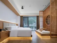 Bipenggou Yunman Redwood Hot Spring Hotel Hotéis em Condado de Li