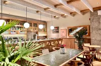 Donghu Collection Hotel - bar