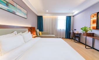 Qingmu Platinum Hotel (Nanjing Lishui Qinyin Avenue Branch)