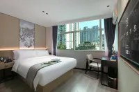 Wotels · Selected Hotel (Guangzhou Haizhu Square Shi Er Gong Subway Station)