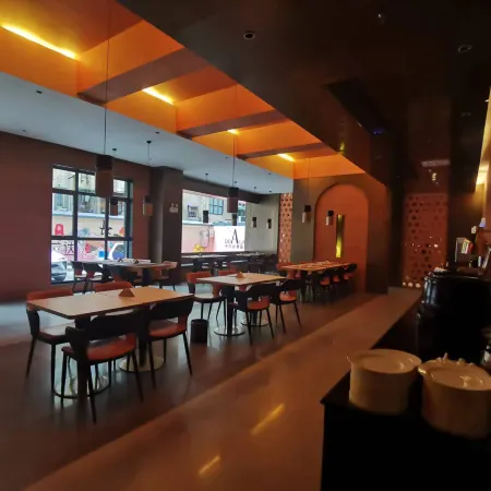 Yiguochao Electric Sports Hotel