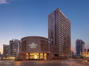 천진 빈하이 크라운 플라자 호텔