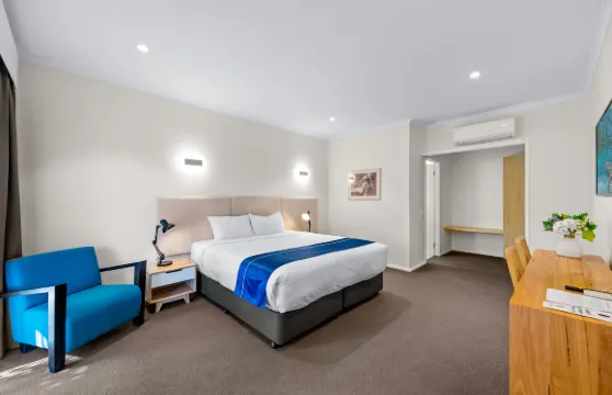 羅維爾國際酒店