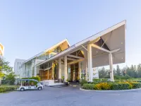 Kantary Beach Hotel Villas & Suites Hotels near Sai Rung Waterfall
